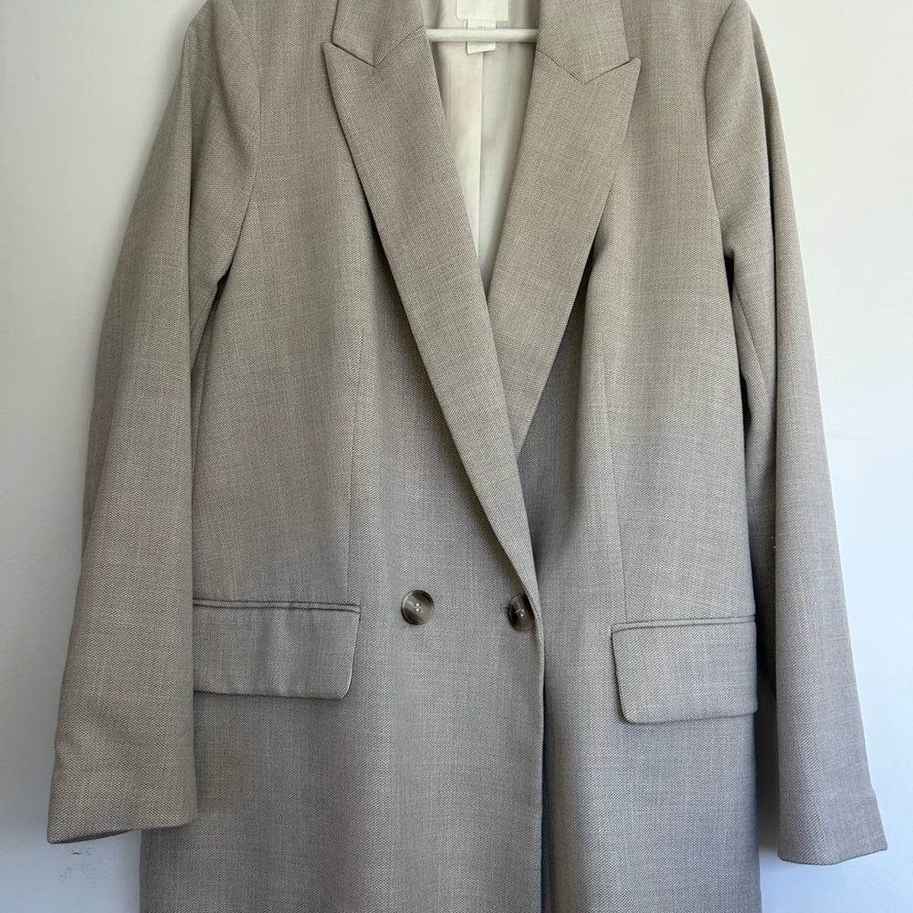 H&M Women's Beige Blazer Coat